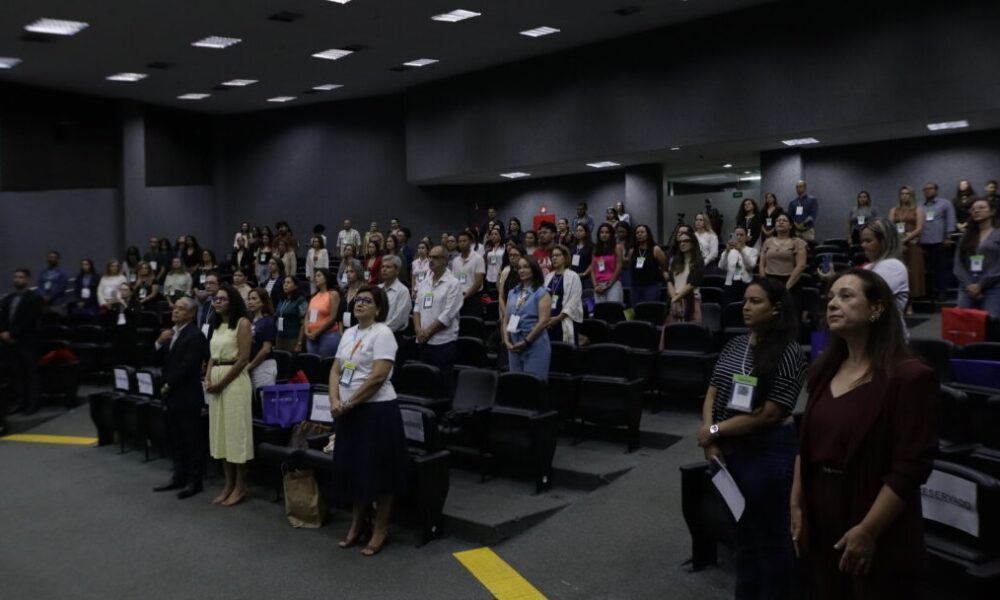 Debate promove ampliação do cuidado odontológico para pessoas com autismo na rede pública