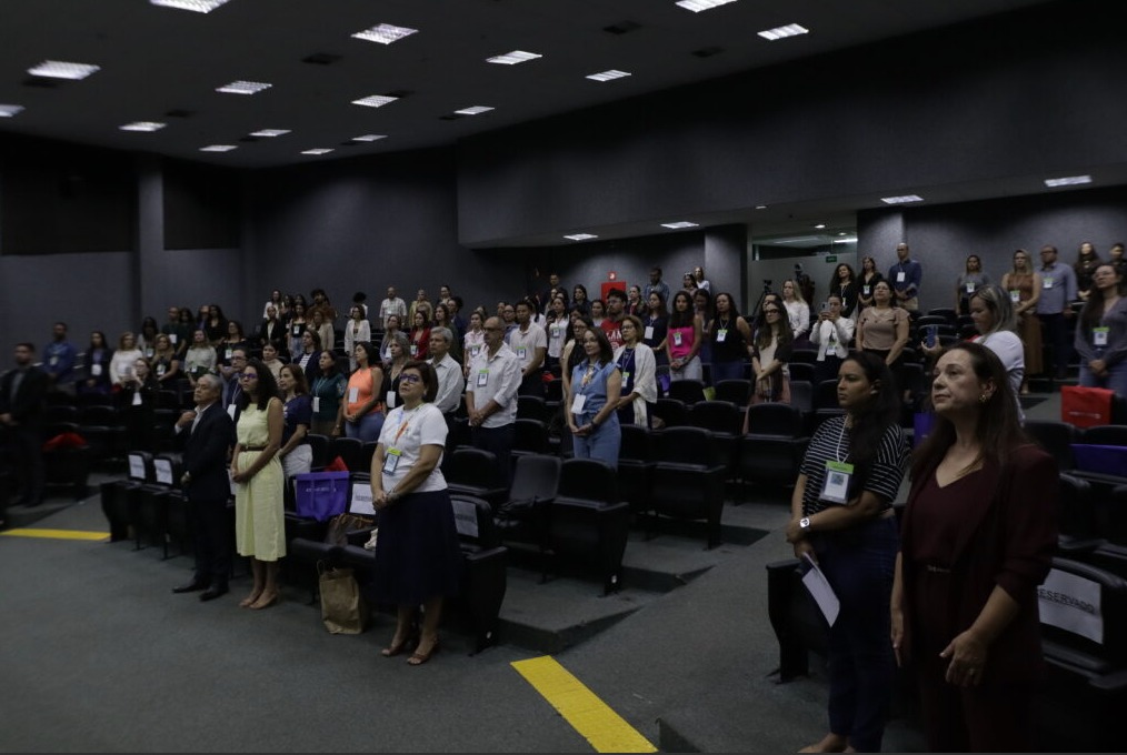 Debate promove ampliação do cuidado odontológico para pessoas com autismo na rede pública