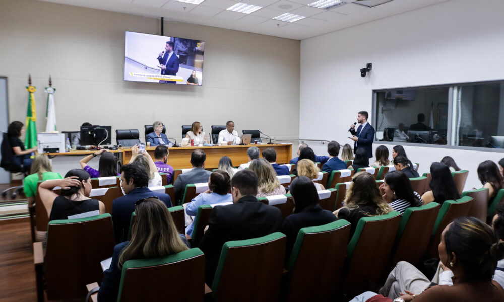 Prestação de contas ressalta mais de 6,9 mil capacitações e progresso na assistência do IgesDF