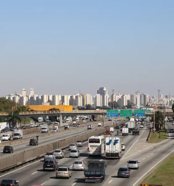 MPRJ pede suspensão das obras na Via Dutra por risco de alagamento