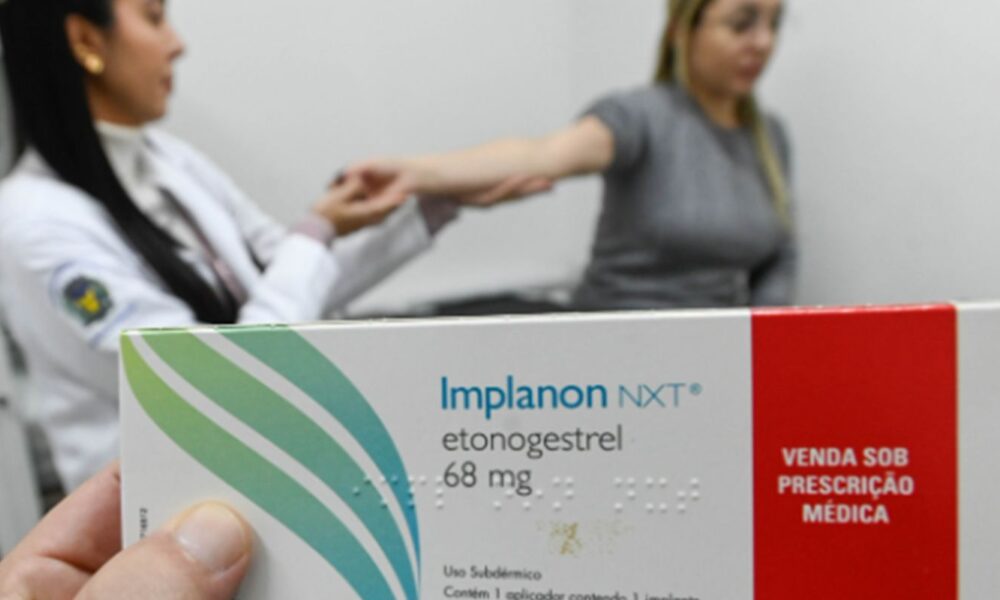 SUS capacita profissionais para expandir a oferta de implantes hormonais
