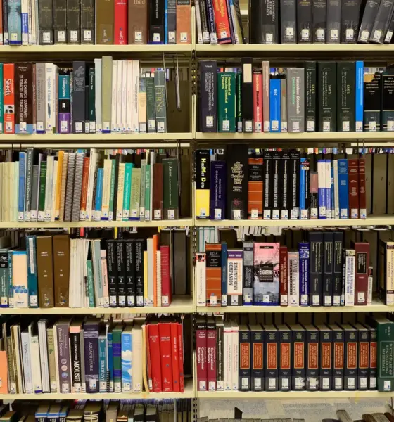 MEC lança aplicativo gratuito com oito mil livros disponíveis