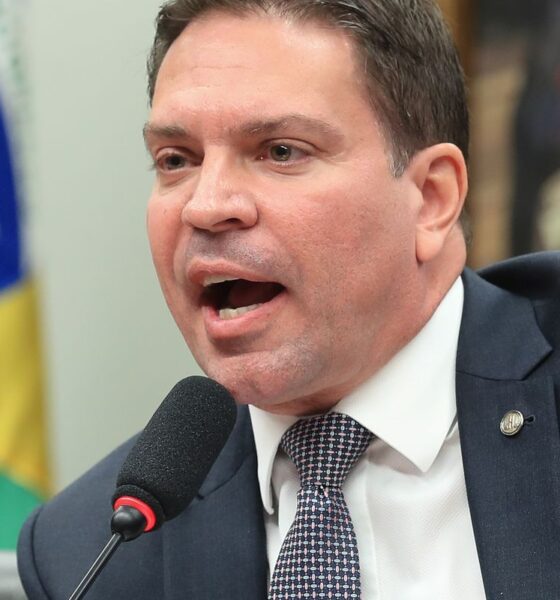 Prisão de Ramagem resulta da cooperação entre Brasil e EUA, afirma PF