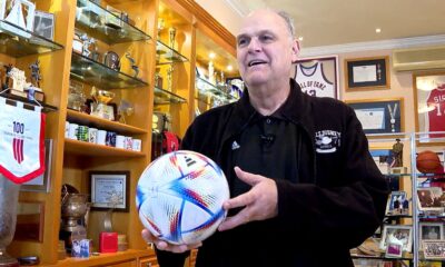 Oscar apresenta relíquias e compartilha ídolos do esporte em entrevistas