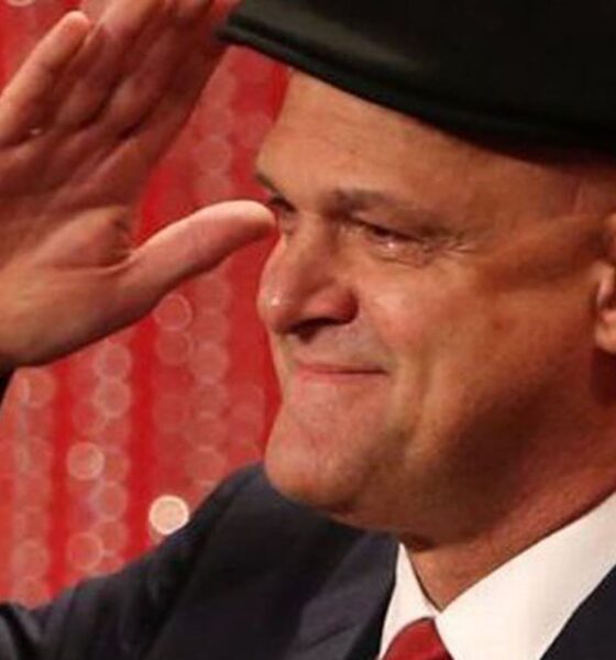 Família realiza cerimônia reservada de cremação em despedida a Oscar