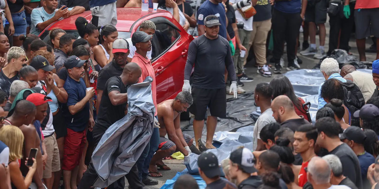 Governo do Rio comunica envio de imagens da Operação Contenção à Polícia Federal