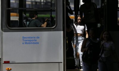 Rio de Janeiro aprova lei para combater abusos contra mulheres no transporte coletivo