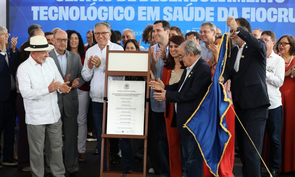 Lula afirma que Brasil não é menor nem menos competitivo que outros países