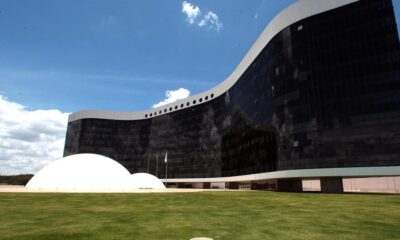 Presidente do TSE diz que 90% das urnas estão prontas para as eleições