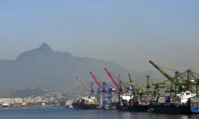 Previsão de superávit comercial de 2026 cai para US$ 84,4 bilhões