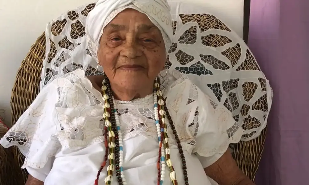Morre Mãe Senhora de Ewá, liderança do candomblé, aos 104 anos