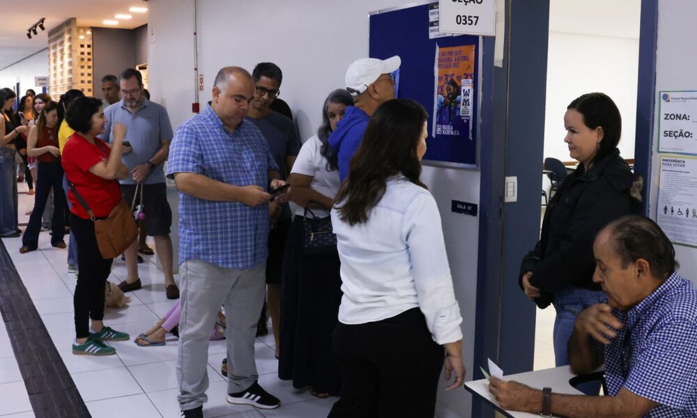 Mais de 4 mil seções eleitorais tiveram locais de votação alterados