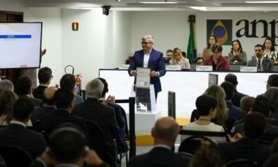 Maior leilão do pré-sal termina com sete dos 13 blocos arrematados